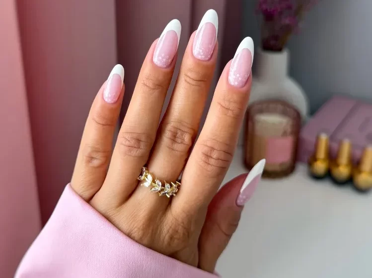31 Stunning Wedding Nails for the Perfect “Big Day” Look