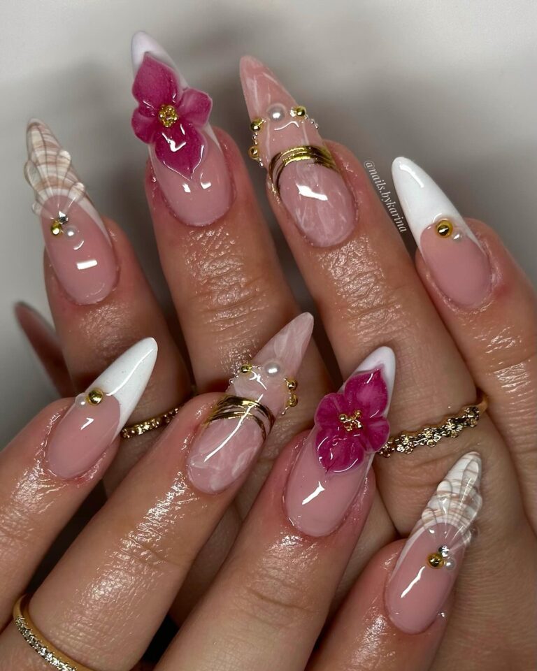 21 Cute  Seashell Nail Designs for a Mermaid-Inspired Mani